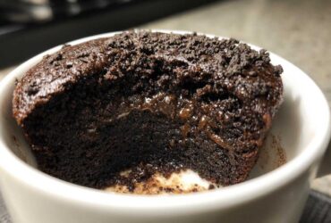 3-Ingredient Oreo Mug Cake