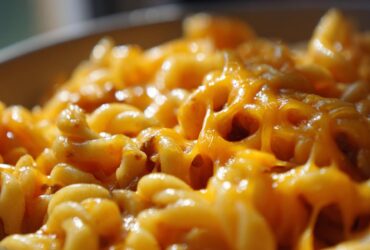 5-Ingredient Cheesy Taco Pasta