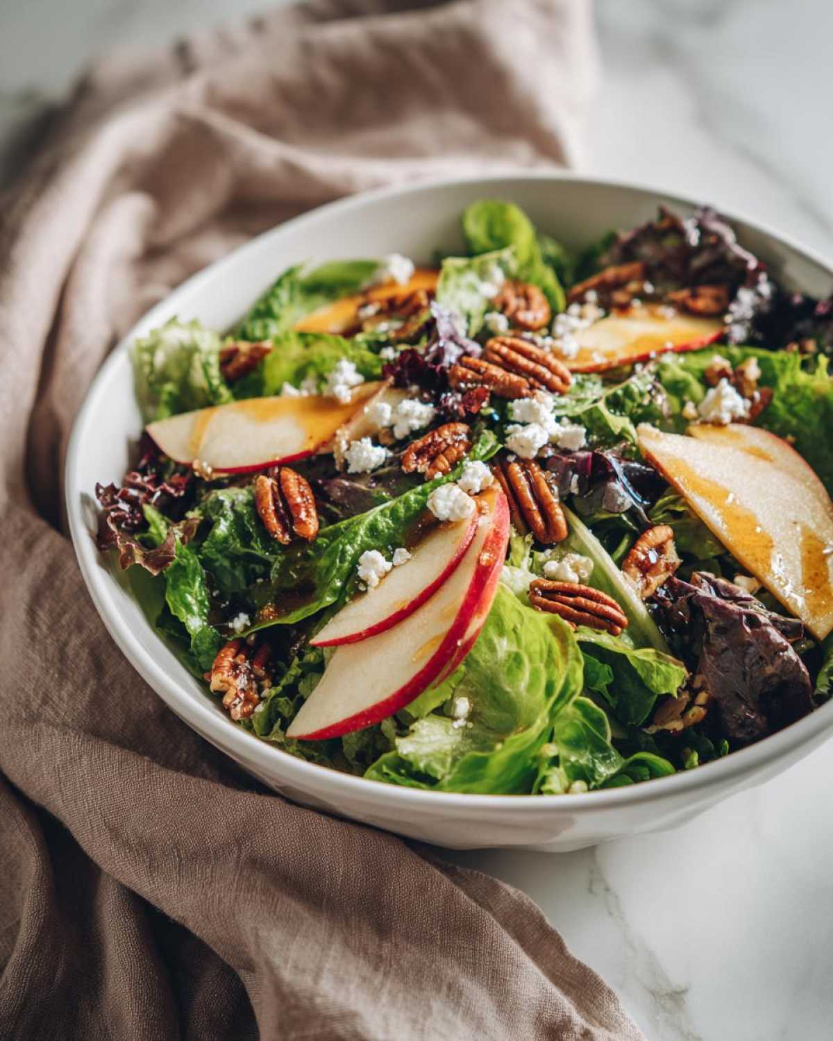 Harvest Apple Pecan Salad with Maple Vinaigrette - detail 4