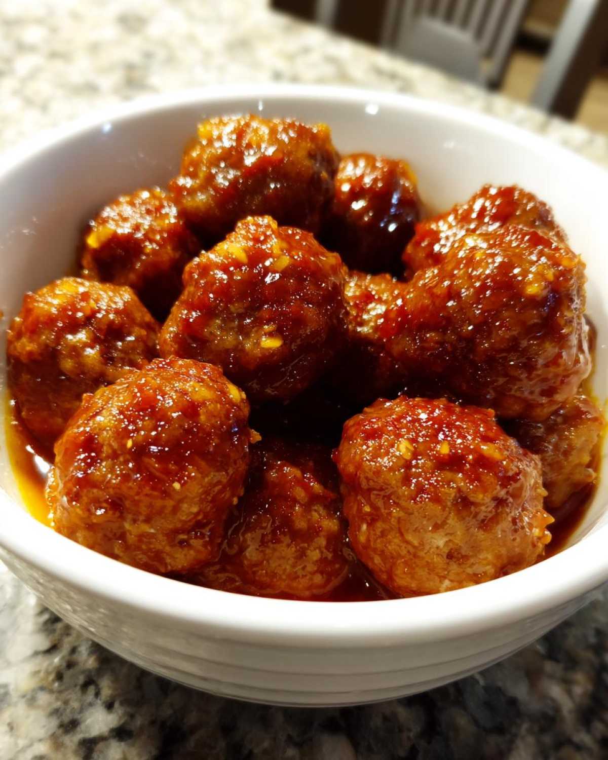 Slow Cooker Honey Garlic Meatballs - detail 2